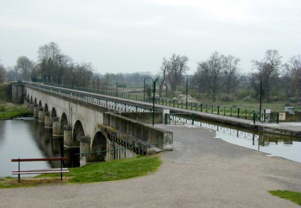 Pont Canal